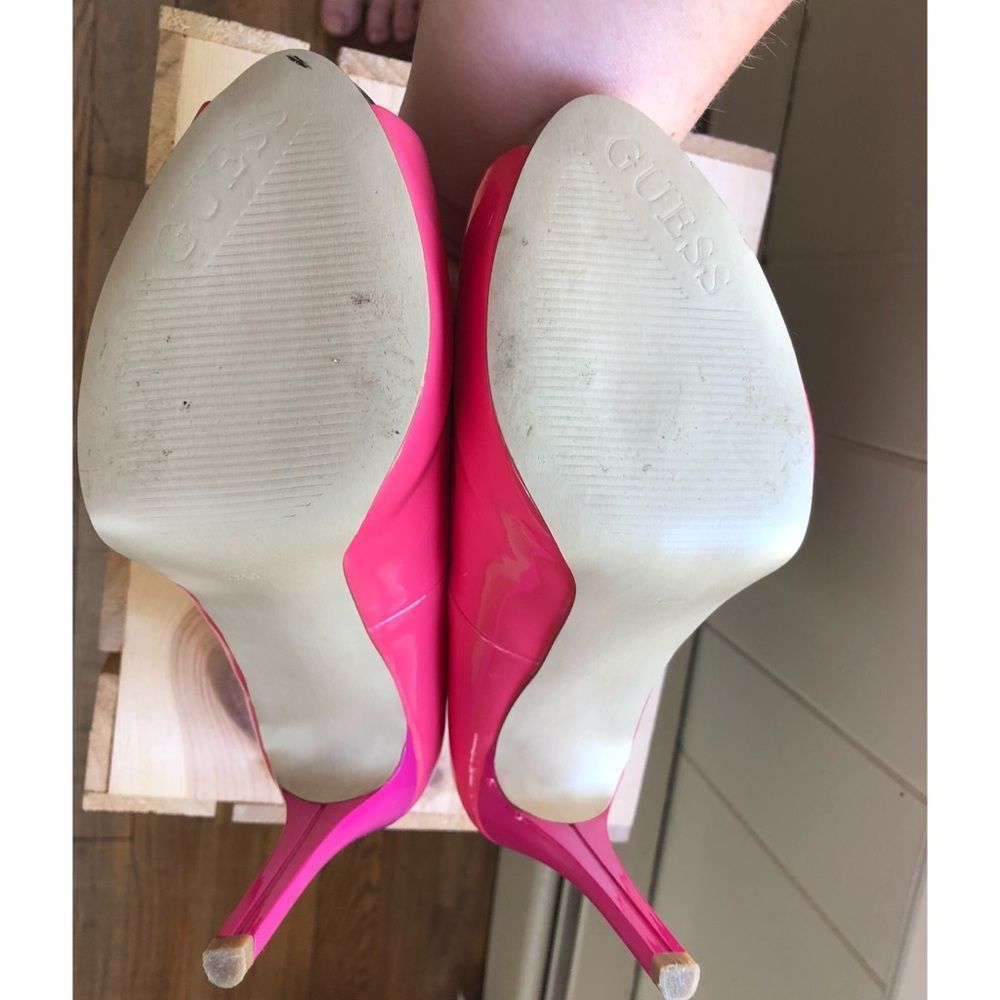 Guess Two Toned Pink with Gold Peep Toe Heels Pumps Womens Size 7.5 - Picture 7 of 13